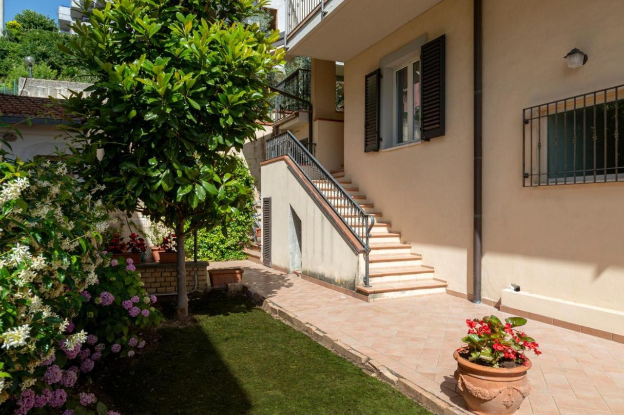 Appartement Casa Rubini à Teramo Extérieur photo